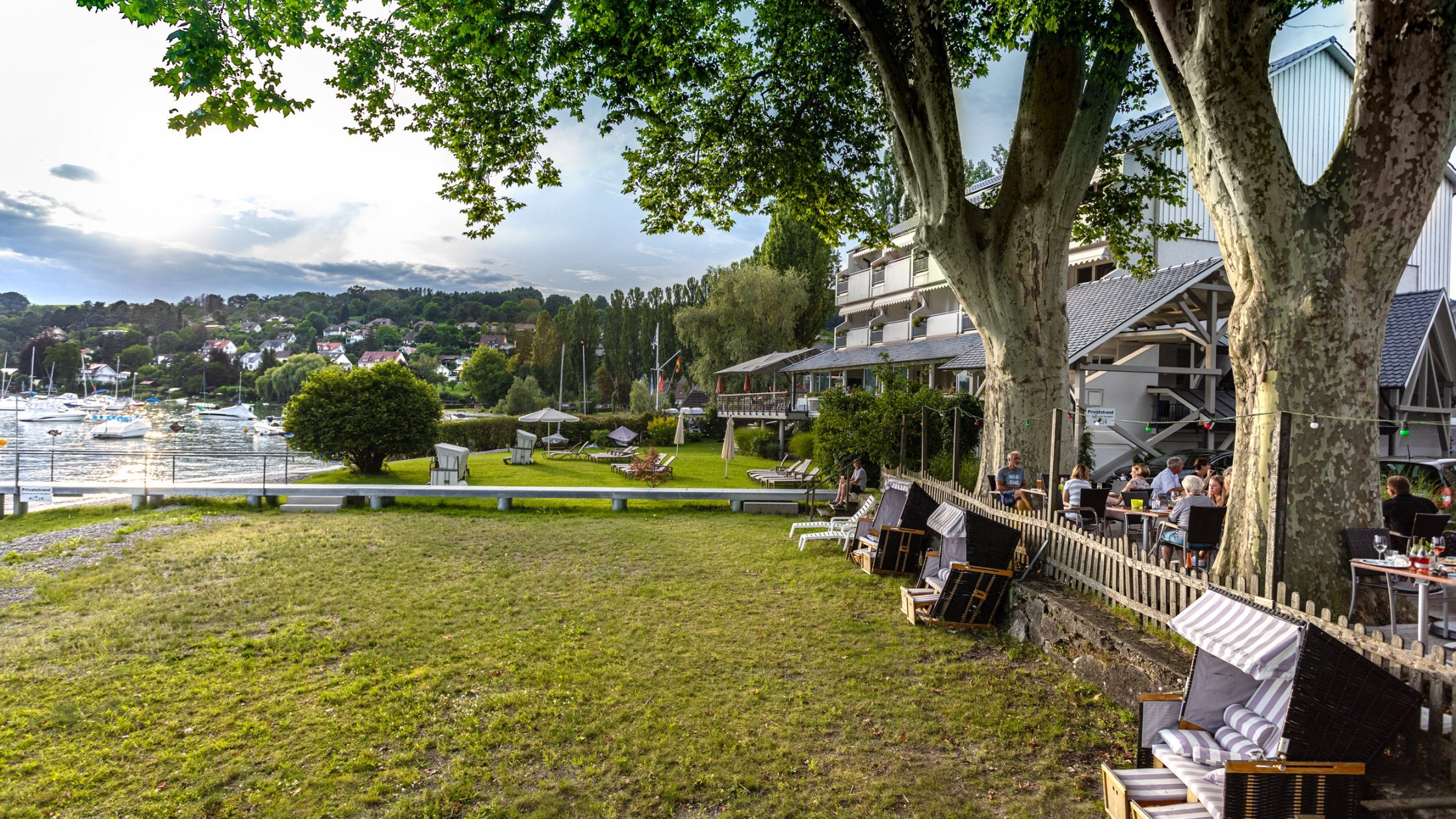 Seeterrasse und Pizzeria 2