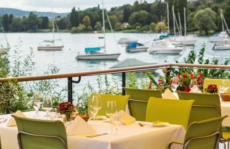 Resi_Terrace_Table_Lake_1